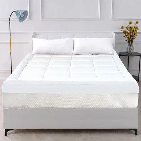 Quilted Ultra Soft Mattress Topper (White)